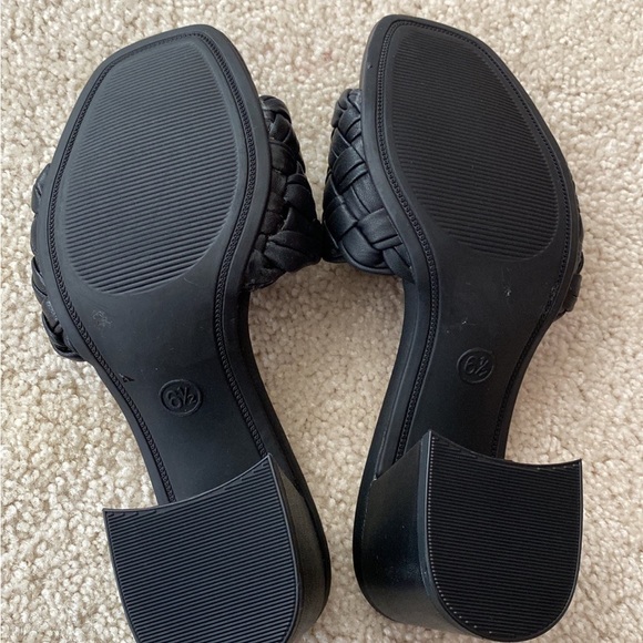 A new day Target Shoe bundle ! Perfect for dressing up or down. Cushioned - Picture 7 of 8